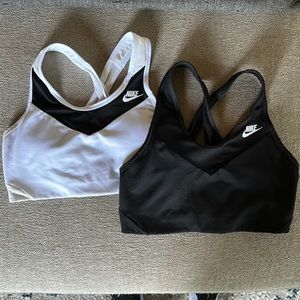 Set of 2 Nike Sports Bras (Size Small)